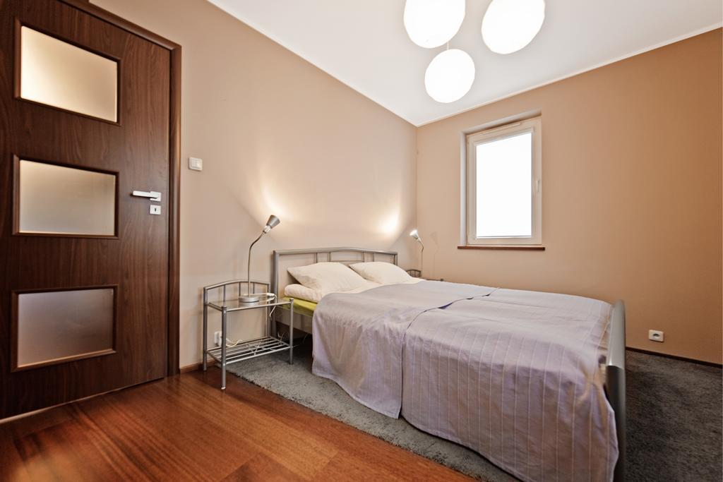 Best Inn Poznan Apartament Wojskowa Номер фото