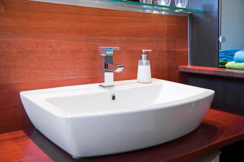 Best Inn Poznan Apartament Wojskowa Номер фото