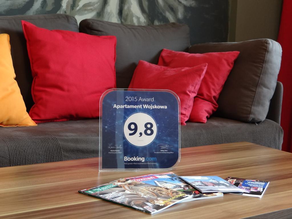 Best Inn Poznan Apartament Wojskowa Экстерьер фото